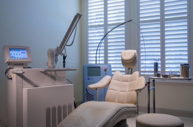 Artemedica Exam Room in Santa Rosa
