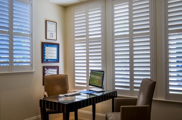 Dr. Lacombe’s Consultation Room at artemedica in sonoma county