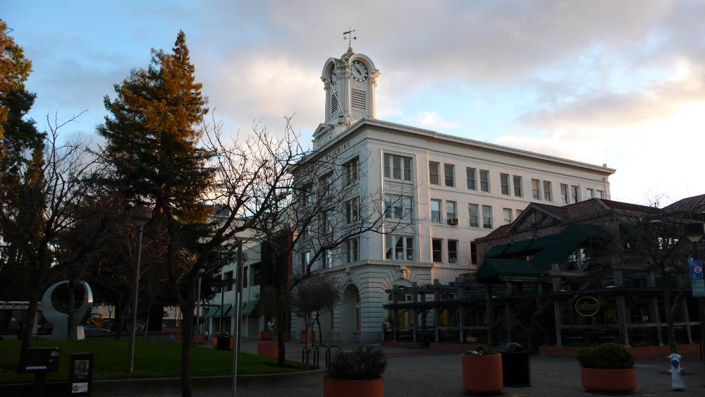 santa rosa courthouse in sonoma county california