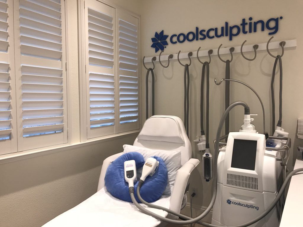 coolsculpting machine station at artemedica