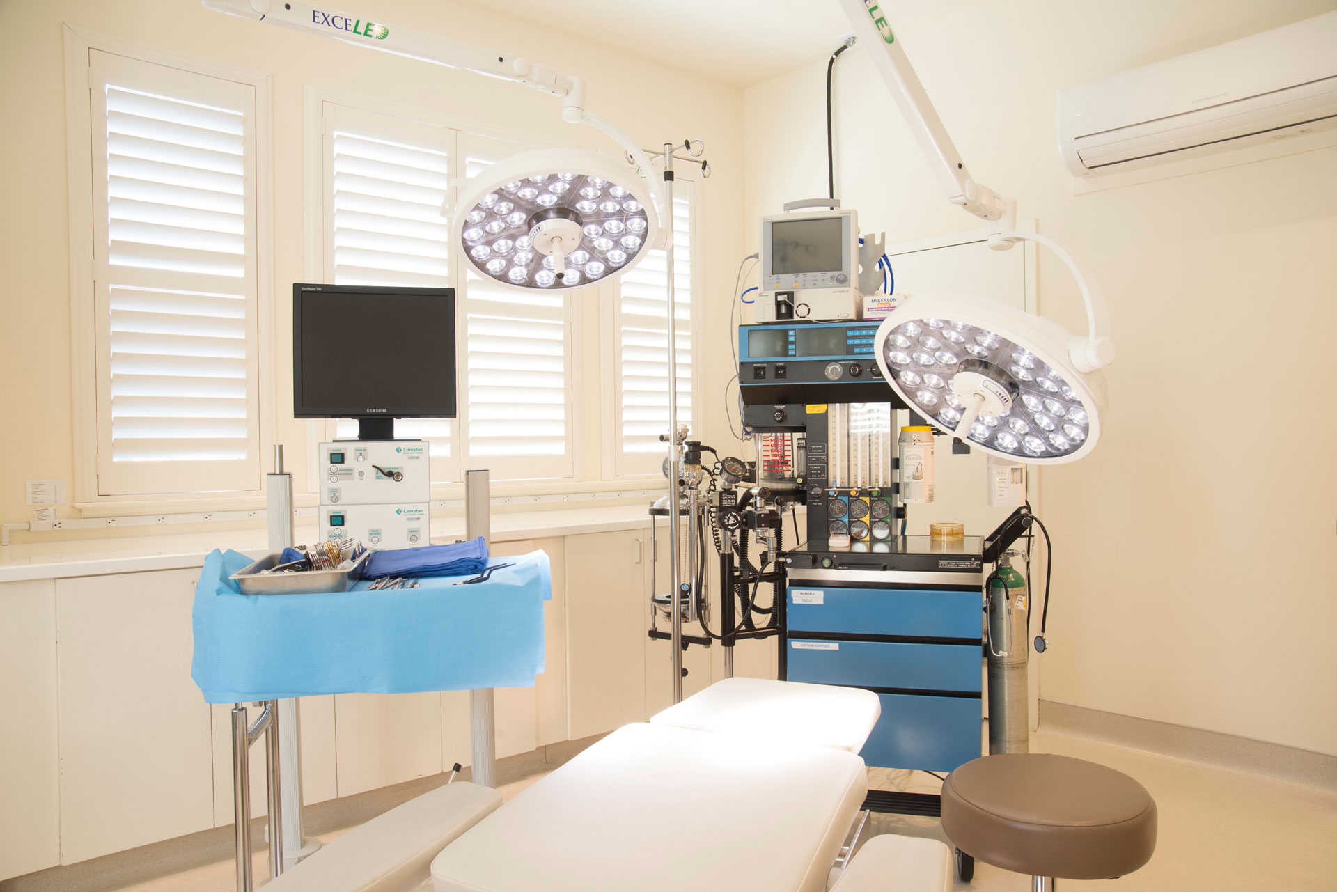 surgical suite at artemedica