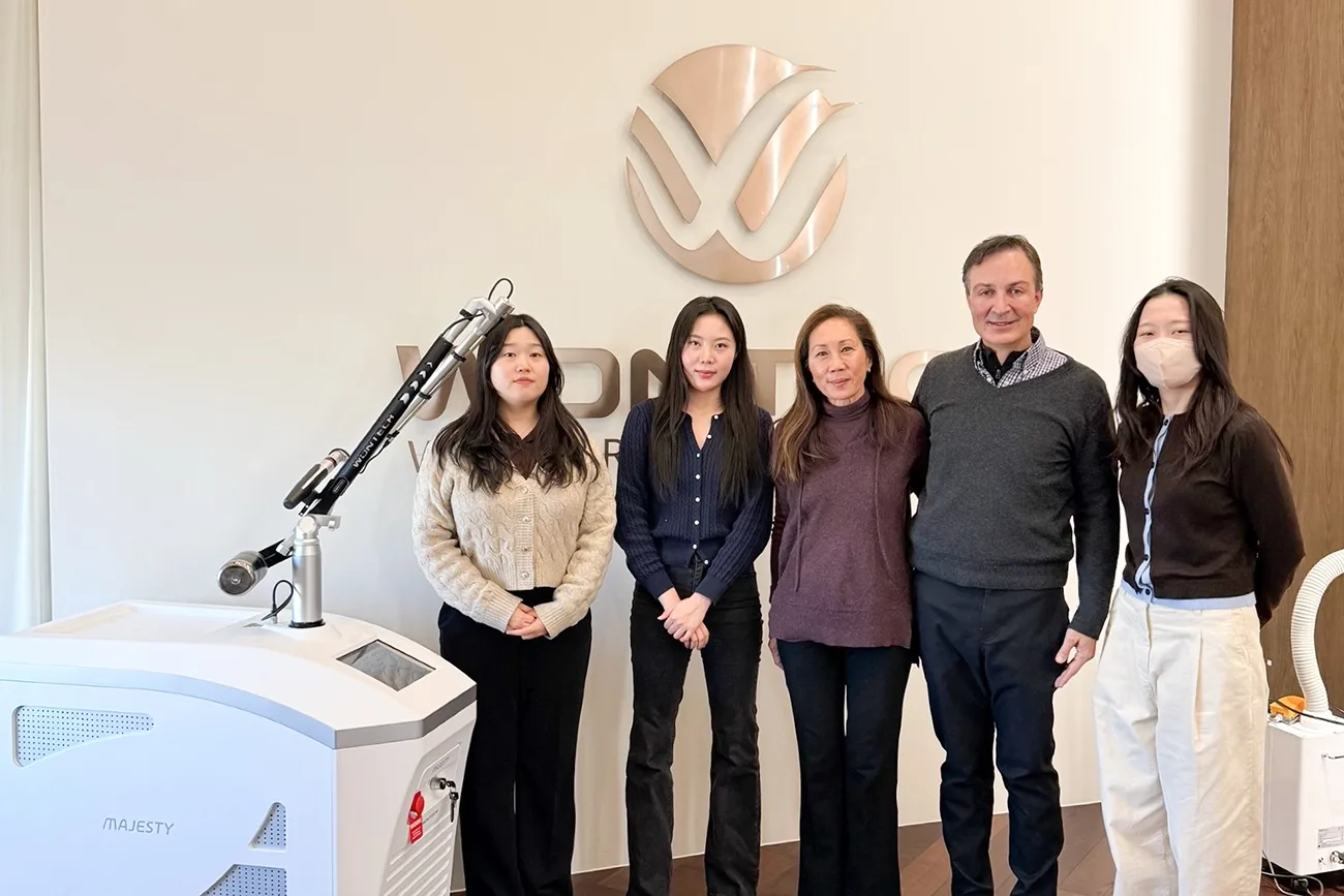 Artemedica's Dr. Victor Lacombe and Alice Chiang visiting the Wontech PicoMajesty laser HQ in South Korea